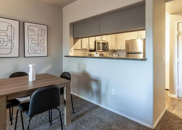Landing Modern With Amazing Amenities Mesa